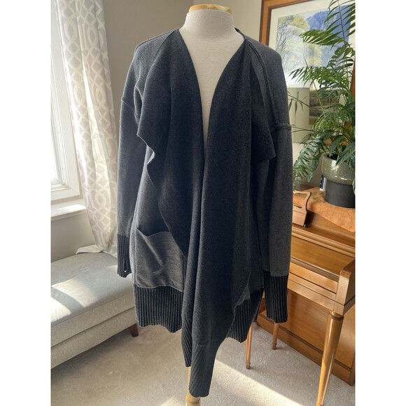 LULULEMON Still Lotus Wrap Cardigan Sweater Reversible Dark Gray/Gray Size XL - Picture 5 of 6